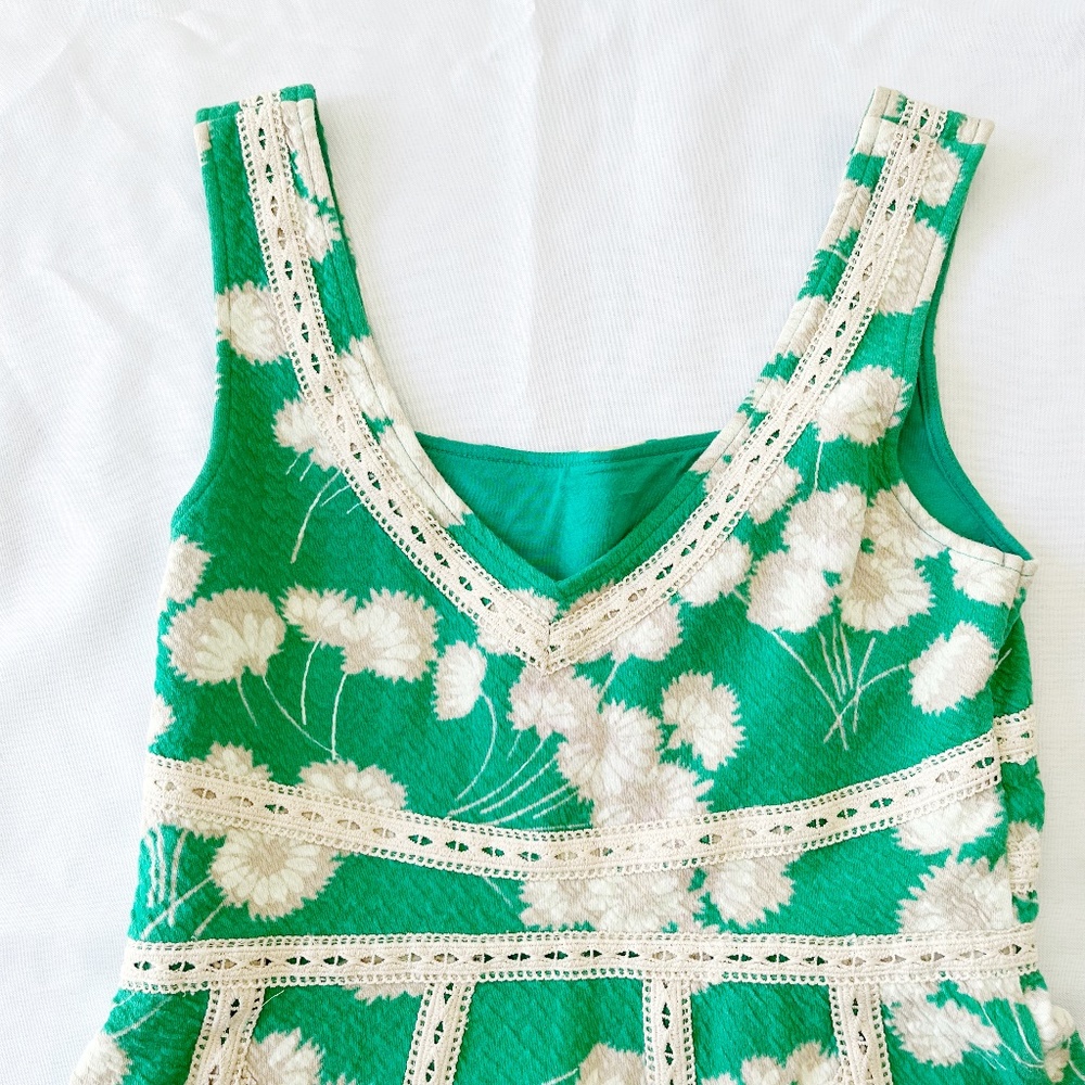 Anthropologie Maeve Emma Green Floral Crochet Skater … Gem